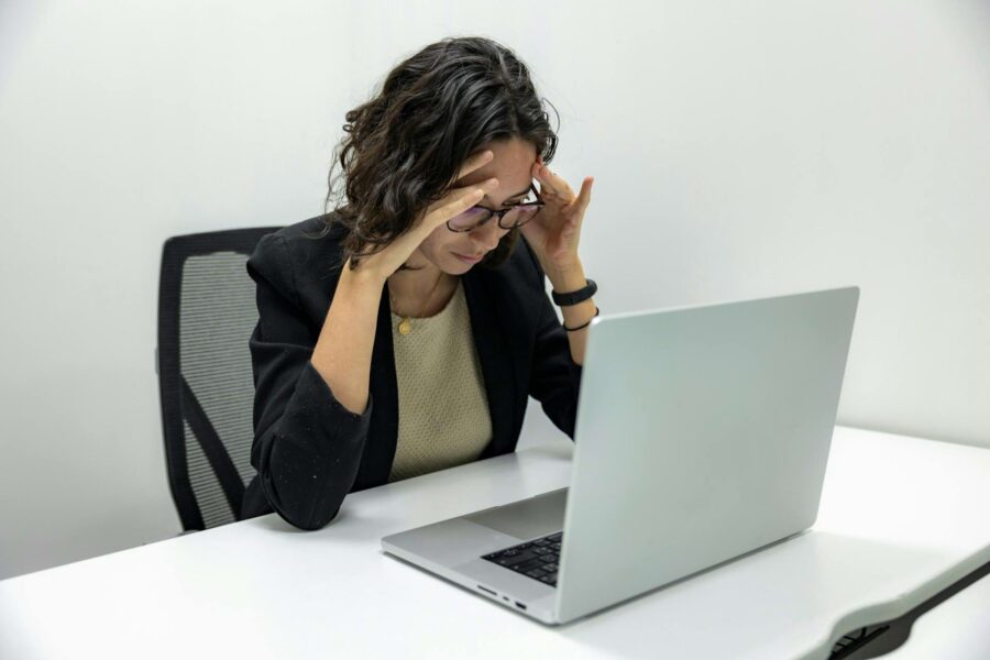 How to manage psychosocial hazards in the workplace